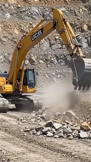 Jcb modified #jcb #traktor #buldozer #mining