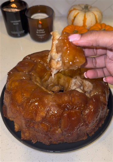 Monkey Bread Recipe from Biscuits — Easy Pull-Apart Breakfast