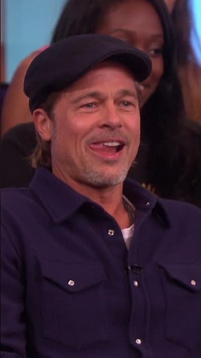 Brad Pitt Distracts Ellen While Sitting in the Audience