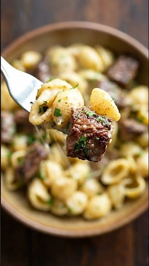 Steak Bites and Shell Pasta in Garlic Butter Alfredo Sauce Recipe