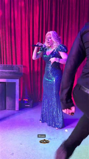Lunes Shows en Club Tempo LA Hollywood