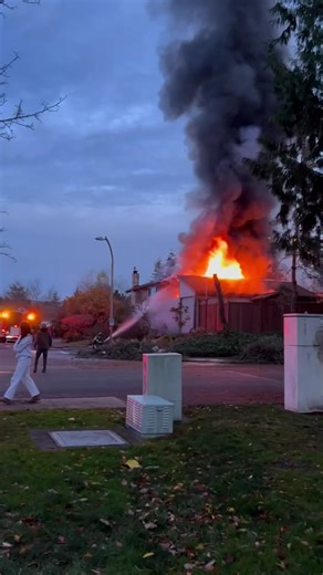 Chi battery blow up wth #chi #fire #ebmx #fyp #housefire | chi battery