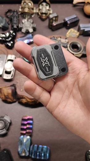 The original 6+8 magnet setup feels incredibly smooth. #fidgetspinner #edc #metal #top #jzedc