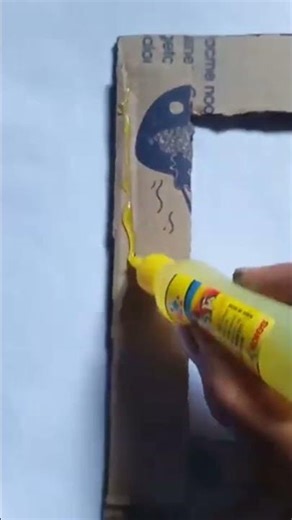 A HOMEMADE PHOTO FRAME 🪟🖼️ #frame #diy #shorts #shortvideo #subscribe #viral #trending