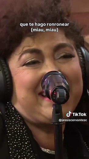 Amanda Miguel - El Gato y Yo (El Gato Malandrín) | Clásico