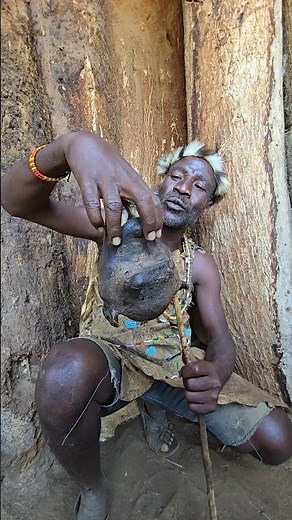 different parts from baboon skull 💀 #hadzabetribe #wildlife #foryou #viralvideo #fyp #viral #hunting