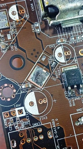 install fet easy with tin paste and hotair #pcb #component #tecnician #reworkstation