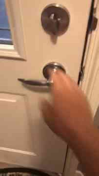 Attempting the world record pull-ups