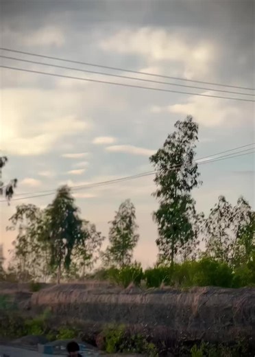 Discovering the Charismatic Presence of Mian Zaman