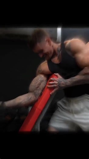 143K views · 2.9K reactions | Biceps and Triceps Workout | Best Arm Exercises to Build Bigger, Stronger, and More Defined Arms With Dumbbells and Barbells at Gym. #Fitnessgoals #bicepsandtricepsworkout #womenworkouts #gymtips #gymtime #liftlegendgym | LiftLegend Gym | Facebook