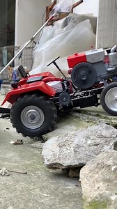 1.1M views · 10K reactions | Vier Rad Antrieb Traktor Motor Modell mit Sitz Licht Motor Generator Modell Fernbedienung Auto Spielzeug #toys #cars #rc #rccar #rctoys #offroad #rubicon #fyp #toyrc #reels | RC KN | Facebook