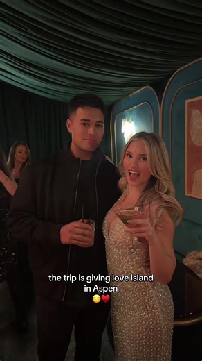 Love island but we in Aspen with @Revolve ♥️ @hannah🍌🩷🏋️‍♀️ @Iris Kendall @tjpalma @kendallwashington @jaz @Lauren Wolfe @kaylor