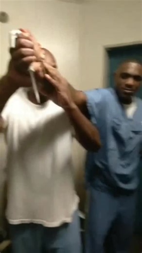 prison bars on Instagram: "Prison self defense on how to survive a knife assault with @supreme.emperor.u #prisonlife #prison #fyp #selfdefense #karate #mma #boxing #fights #viral"