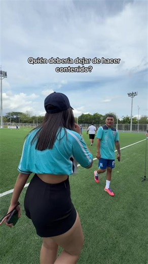 Quién debería dejar de hacer contenido de todos los leños de la selección?