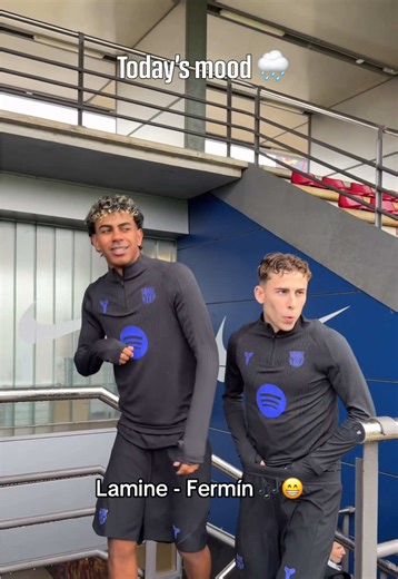 Two Fun Ways to Enjoy Rainy Days ⚽️☔️