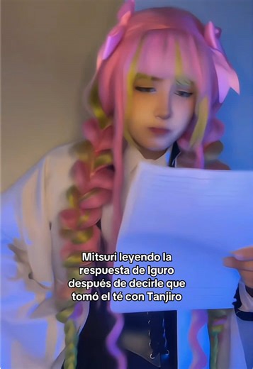 Mitsuri Kanroji Cosplay y Conversaciones Divertidas