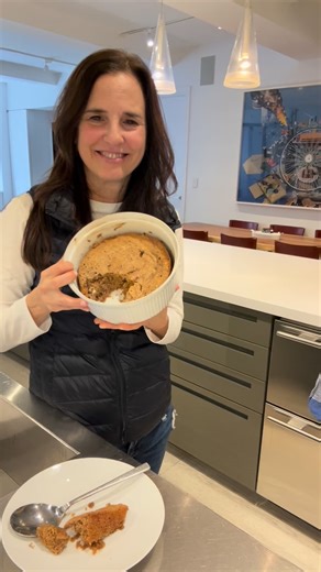 Warm, cozy, and naturally sweet. This maple–date pudding bakes up soft and rich, then gets even better served warm with ice cream or Greek yogurt. Save this one for your next comfort-dessert moment. Recipe: 10 pitted and chopped Medjool dates 6 ounces of water 4 Tbsp maple syrup plus 2 Tbsp for later 1 1/2 Tbsp vanilla extract 2 large eggs 1/2 cup whole wheat flour 1 teaspoon baking powder Soften butter to line the baking dish Pre-heat the oven to 350 degrees Combine the dates with 6 ounces of w