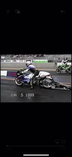 Motorbike Drag Racing: Highlights and Crashes