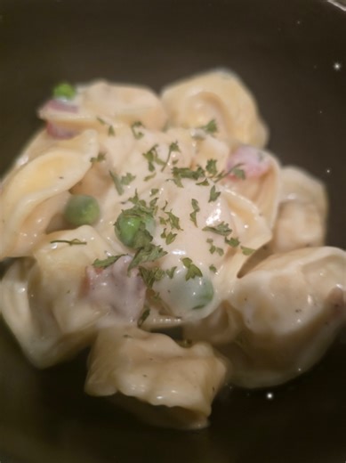 Creamy Tortellini Pancetta, so yum!! #Dinnertime #pancetta #cookingathome