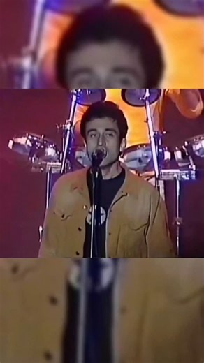 Los Prisioneros | Estrechez de Corazon, en vivo Perú año 2002 ☆ #losprisioneros#lavozdelos80 #jorgegonzalezmusico #claudionarea #migueltapia... | Instagram