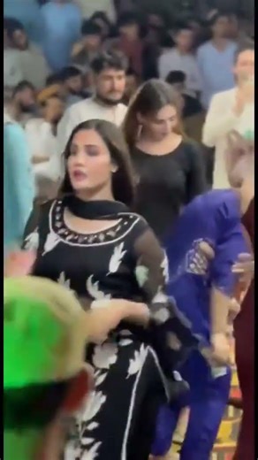 local mast #dance #duet #dancechoreography