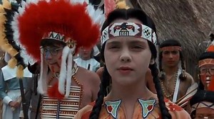 Remember Wednesday's revolt?! Happy Thanksgiving to ALL our #90s followers. Be safe and enjoy your time with your loved ones 🦃🍽🍷🍗🍁 *(Addams Family Values release date: November 19, 1993)* | 90's TV Lounge