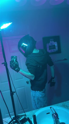 I don’t have a date today :(