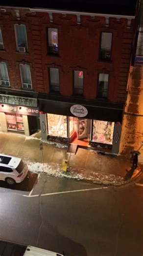 Downtown Uxbridge is hopping with activity tonight as everyone is checking out the Holiday Trail! Runs tomorrow night too from 5-8... #drone #dji #uxbridge | UXDrone