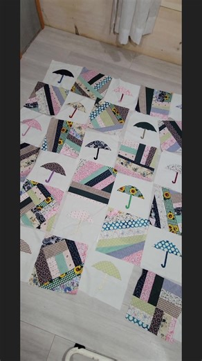 I'm in the layout pricess and noticed that I have a disappearing umbrella. | M.Little.Creations