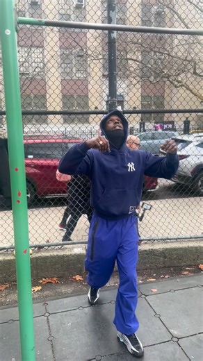 THE BAR MAGICIAN🪄🕴🏿🔥 on Instagram: "This Who Bet Against Me Let’s Double Up💯💯🔥🔥💪🏿💪🏿THE @resistix_training THE REAL SYSTEM WITH REAL BANDS GUARANTEED 10x More Strength You Will Gain💯💯🫡🫡💪🏿💪🏿🔥🔥 —$200 ONE-TIME PROGRAM 💥 You been saying “I’ma start soon” for too long. This is your sign to finally lock in. WEPA FITNESS isn’t just workouts — It’s a full transformation system built to get your body right, your mindset sharper, and your confidence unshakable. Most trainers charge $