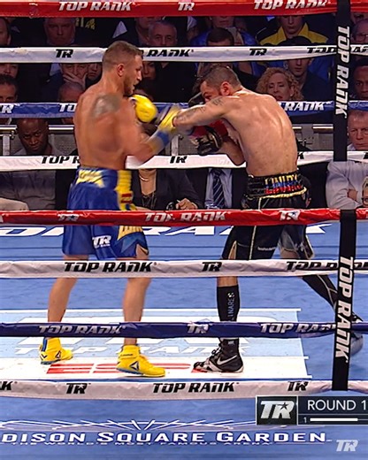 A master of combos 😤 | Top Rank Boxing