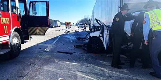 3 killed in high-speed police chase on Georgia interstate
