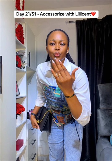 Scarf: @Beigewoman 🔥 Bag: @Theaudrickstore 🥰 Day 21/31 - Accessorize with Lillicent❤️ #accessorizewithlillicent