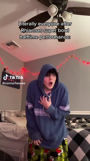 I FEEL THE LIGHT RHI RHIS LIGHT