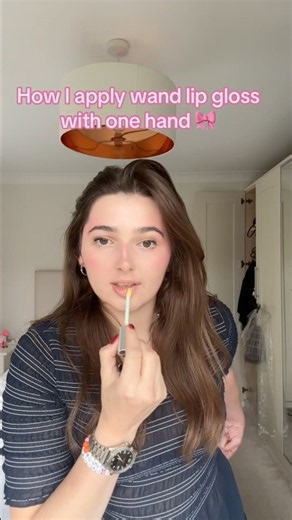 How I apply wand lip gloss with one hand # #hemiplegia #onehanded #shorts