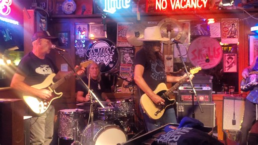 From the 2025 Lost & Found-Performances Edition... an end of the year series... video of performances not previously posted... what fell through the cracks, is caught here... Mark Knight & The Unsung Heroes playing the Maui Sugar Mill Saloon, back on September 13th... ...and this band will be back there tonight... so if you think you Might be Lonely, get your rockin' bad-ass self out to Tarzana and join the crowd... #markknightandtheunsungheroes #mightbelonely #SixthTimestheCharm #originallivero