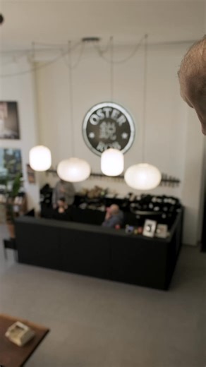 Don’t wait for midnight, you’re not Cinderella. Our Winter Sale ends tonight, and the webshop will unlock to the public shortly after. Once the doors reopen, the prices go back up. If you haven’t yet subscribed, access is just one step away — sign in {linkinbio}. Once inside, you get: ➤ 20–30% OFF select items ➤ 15% OFF all full-priced items with a promo code | SharpEdge - Japanese Kitchen Knives