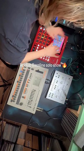 3.4K views · 651 reactions | Acidlab Bassline is one of my top 3 favorite basslines  #acidtechno | Acida Dominga | Facebook