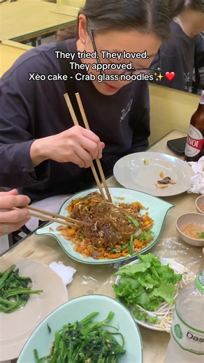 Discover the Flavor of Xèo Cake - A Hanoi Delight