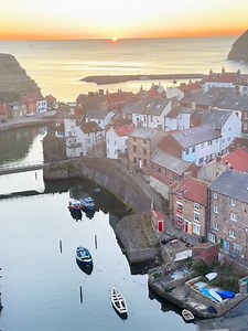 Peaceful at Staithes this morning | The North Yorkshire Gallery Whitby