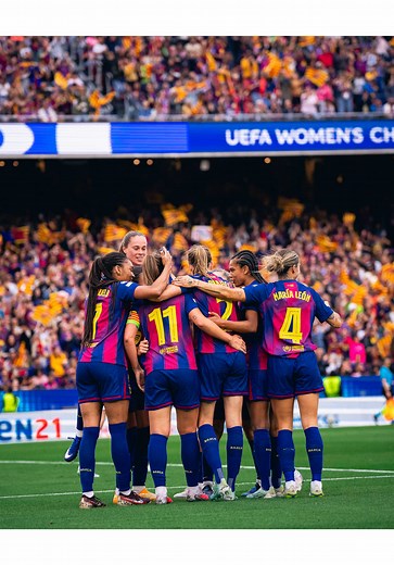 Mapi León autógrafo: Barcelona femenino vs Bayern femenil resumen