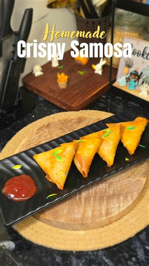 Crispy Homemade Samosa 🥟 | Aloo Samosa Recipe | Street Style Tea Time Snack