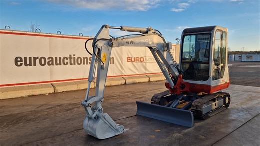 Takeuchi TB135