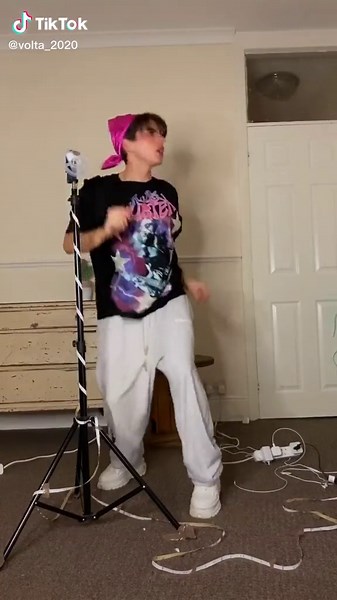 ESSA Trend Challenge - Miley Cyrus Pop Culture Craze