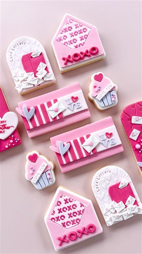 Little Kookie Co on Instagram: "I’ll be back in the kitchen this week working on some super cute Valentine’s Day content buttt until that’s ready let’s enjoy the sweetest v-day cupcake from last year 🧁 💗 . . . . . #valentinecookies #valentinescupcakes #cupcakes #cupcakeart #cookieart #cookiedecorating #cookiereels #reelsteady #reelsteadygo# cookie tutorial #pinkcookies #valentinesday #valentinesgifts"