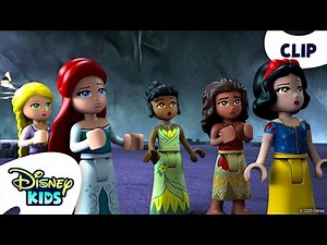 LEGO Disney Princesses 🆚 Gaston | LEGO Disney Princess: The Castle Quest 💖👑 | ‪@disneykids‬