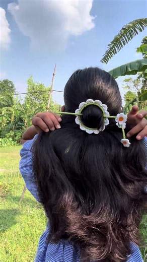 Crochet Hair Pin Gift Guide — Cute Accessories for Her