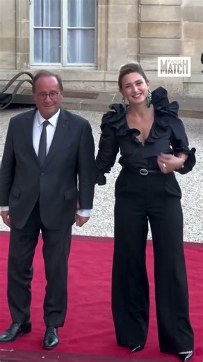 François Hollande and Julie Gayet return to the Élysée.
