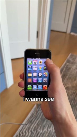 This iPhone 3GS is not working!! #iphone #apple #techtok