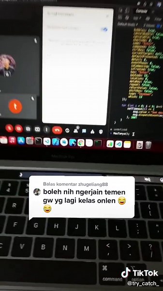 Balas @zhugeliang88 resiko ditanggung masing2 ya. wkwk #gabut #programmer #coding #anakit